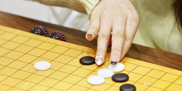 鲸鱼直播入口-新民场外音丨同里杯天元赛上演13场性别大战，女棋手的突破之路怎么走|张璇|常昊|中国围棋协会|围棋|周泓余_新浪体育_新浪新闻