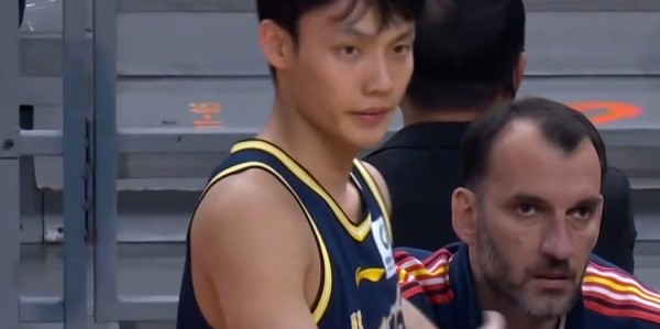 鲸鱼直播-广东宏远今日早报！杜锋深夜发声，徐杰重回男篮，徐昕证明自己