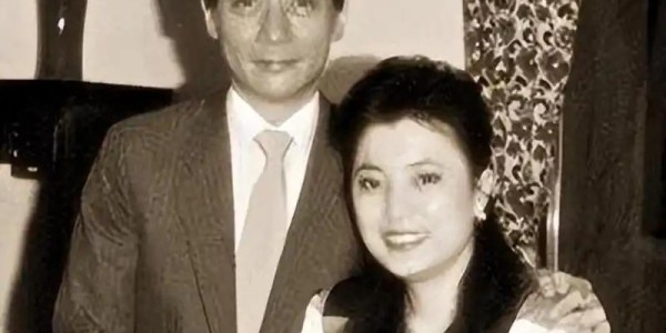 鲸鱼直播-蒋介石孙子召开发布会，提出“两蒋”移灵大陆，2句话让世人唏嘘