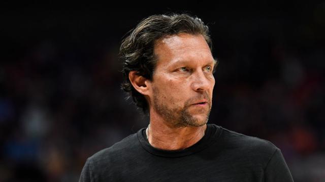 1654569804090079106.jpg https___cdn.cnn.com_cnnnext_dam_assets_220605173014-utah-jazz-quin-snyder-steps-down.jpg